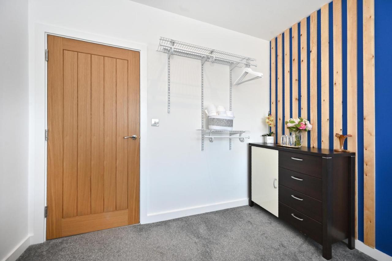 Spacious Designer 2Br Executive Apt, Near Beach & Marina, Central Location Ramsgate Exterior photo